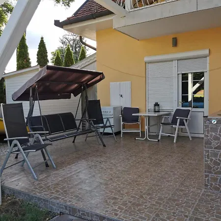 Silver Πανσιόν Zamárdi