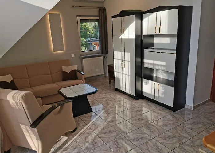 Silver Πανσιόν Zamárdi