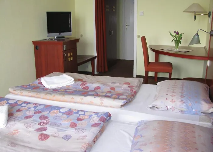 Silver Πανσιόν Zamárdi