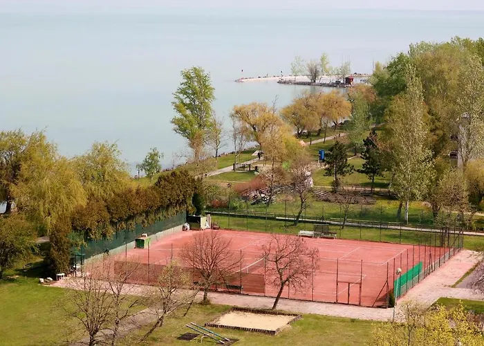 Πανσιόν Silver Zamárdi